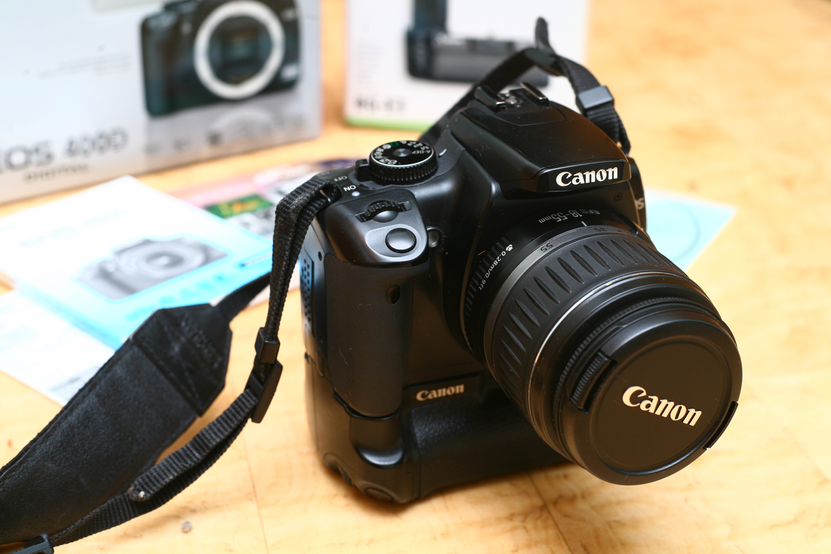 Canon 400 купить. Зеркальный фотоаппарат Canon 400d. Canon EOS 400d Kit. Кэнон 18-55. Кэнон 605.