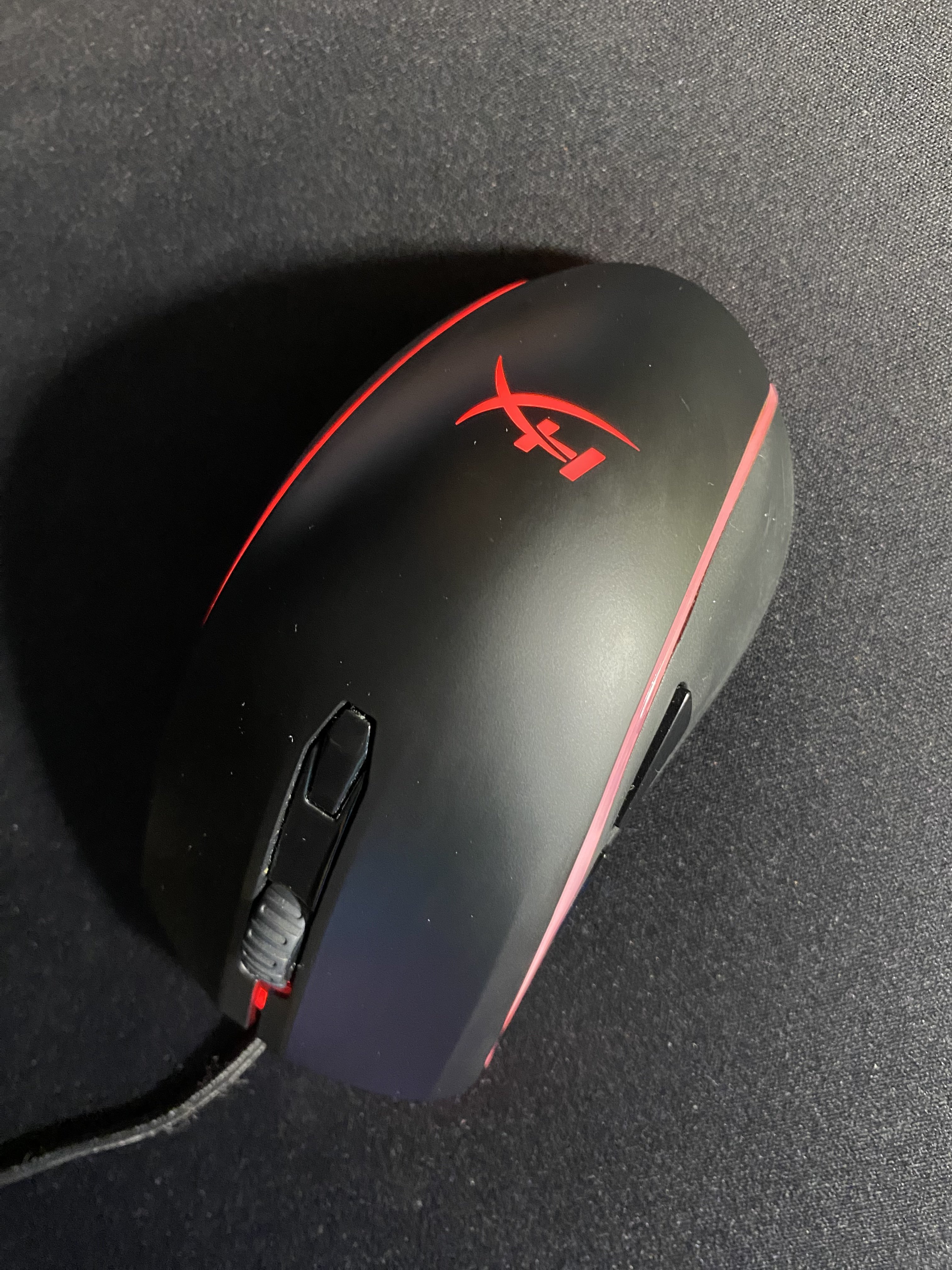 Dream Machines dm2 Comfy s. HYPERX Pulsefire Core. Pixart pmw3360. Mouse HYPERX Pulsefire Core.