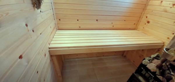 Полки в бане (парилке, сауне)